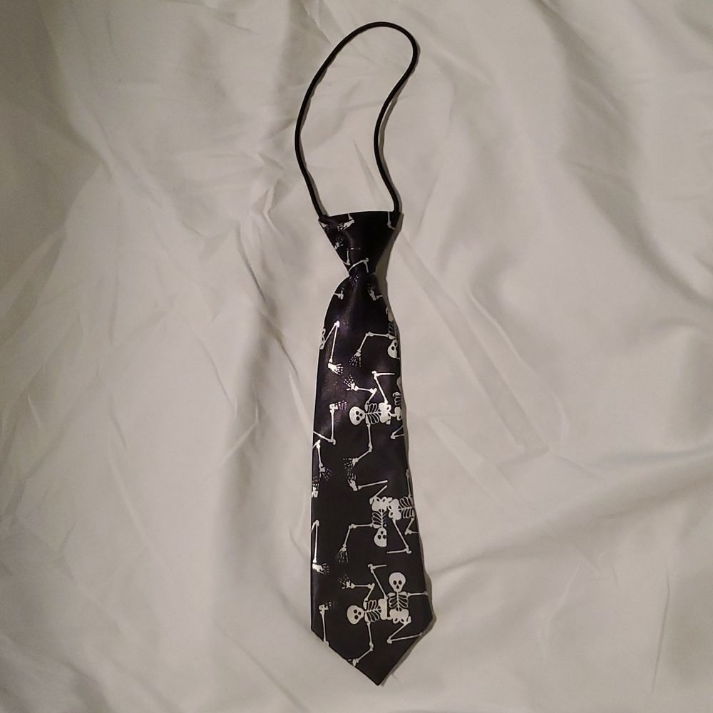 NEW SKELETON TIE